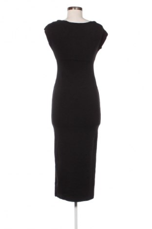 Šaty  Zara, Velikost M, Barva Černá, Cena  409,00 Kč