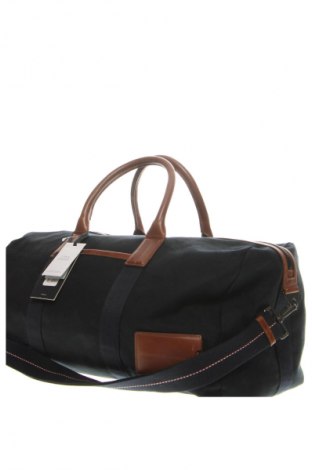 Сак Tommy Hilfiger, Цвят Черен, Цена 419,99 лв.