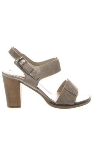 Сандали Benvenuti, Размер 40, Цвят Многоцветен, Цена 66,74 лв.