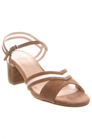 Sandály Isabel Licardi, Velikost 36, Barva Béžová, Cena  1 188,00 Kč
