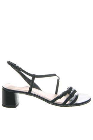 Sandály Tamaris, Velikost 39, Barva Černá, Cena  975,00 Kč