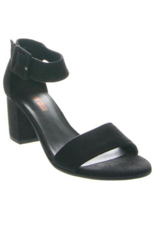 Сандали Unbranded, Размер 38, Цвят Черен, Цена 54,74 лв.