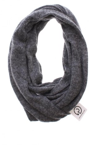 Κασκόλ Guess, Χρώμα Γκρί, Τιμή 13,99 €