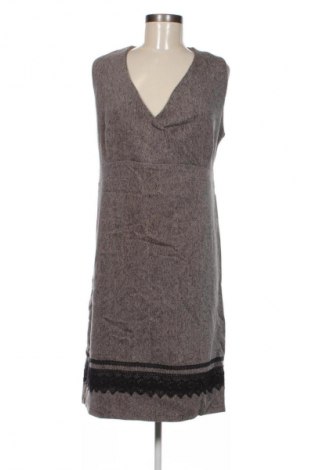 Dámské šaty s tráky Bebefield, Velikost M, Barva Vícebarevné, Cena  606,00 Kč