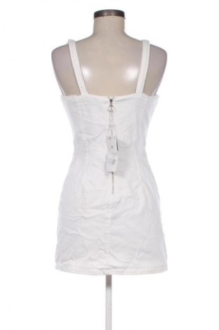 Sukienka Bershka, Rozmiar S, Kolor Biały, Cena 87,99 zł