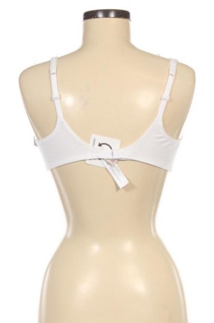 Сутиен Triumph, Размер L, Цвят Бял, Цена 75,99 лв.