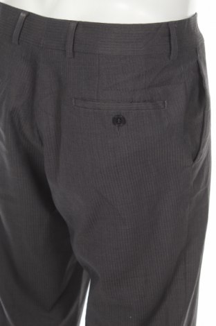 Pantaloni de bărbați, Mărime M, Culoare Gri, Preț 20,74 Lei