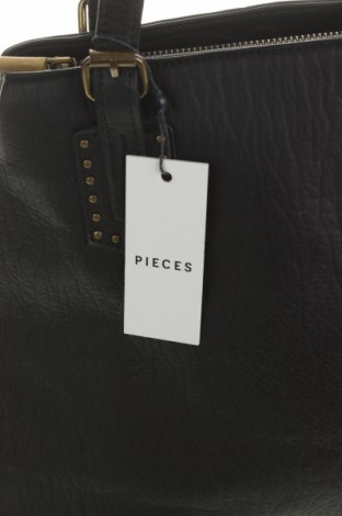 Дамска чанта Pieces, Цвят Черен, Еко кожа, Цена 51,75 лв.