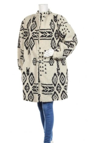 Дамско палто Only Carmakoma, Размер M, Цвят Екрю, Полиестер, Цена 134,25 лв.