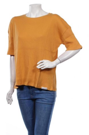 Γυναικεία μπλούζα Swedish Fall, Μέγεθος XS, Χρώμα Κίτρινο, Τιμή 16,06 €