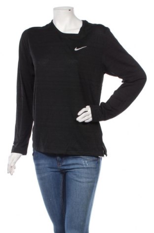 Дамска спортна блуза Nike, Размер S, Цвят Черен, Полиестер, Цена 50,35 лв.