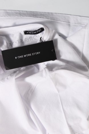Γυναικείο t-shirt One More Story, Μέγεθος S, Χρώμα Λευκό, Βαμβάκι, Τιμή 12,16 €