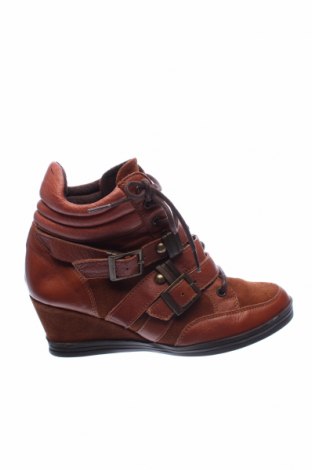 Дамски обувки Aldo, Размер 39, Цвят Кафяв, Естествен велур, естествена кожа, Цена 60,00 лв.
