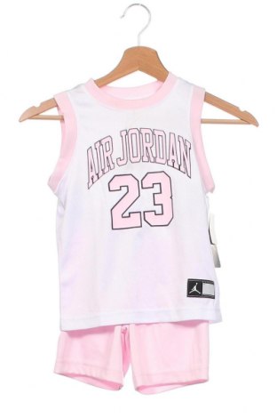 Детски комплект Air Jordan Nike, Размер 2-3y/ 98-104 см, Цвят Многоцветен, Полиестер, Цена 30,94 лв.