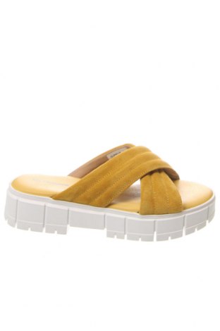 Pantofle Salamander, Velikost 38, Barva Žlutá, Cena  1 020,00 Kč
