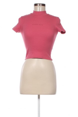 Дамска блуза Abrand Jeans, Размер XS, Цвят Розов, Цена 11,52 лв.