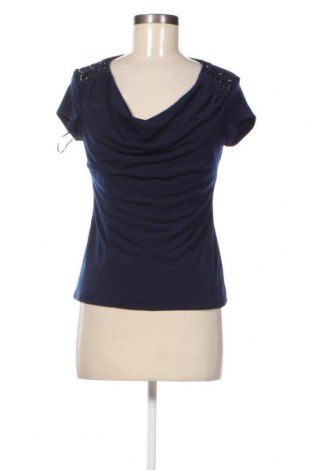 Γυναικεία μπλούζα Carmen Marc Valvo, Μέγεθος S, Χρώμα Μπλέ, Τιμή 5,01 €