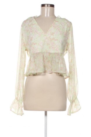 Дамска блуза Gina Tricot, Размер M, Цвят Зелен, Цена 5,20 лв.