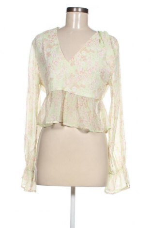 Дамска блуза Gina Tricot, Размер M, Цвят Зелен, Цена 40,00 лв.