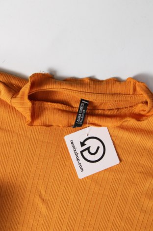 Дамска блуза Laura Torelli, Размер M, Цвят Жълт, Цена 3,80 лв.