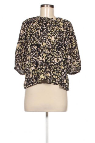 Дамска блуза Lindex, Размер S, Цвят Многоцветен, Цена 11,47 лв.