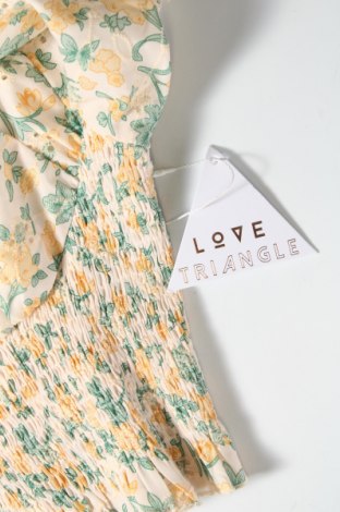 Дамска блуза Love Triangle, Размер L, Цвят Многоцветен, Цена 7,92 лв.