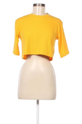 Γυναικεία μπλούζα Monki, Μέγεθος XS, Χρώμα Κίτρινο, Τιμή 5,73 €