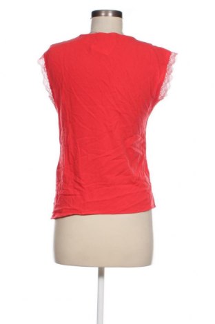 Дамска блуза ONLY, Размер XS, Цвят Червен, Цена 10,80 лв.