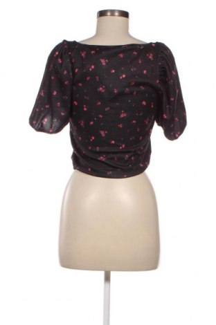 Дамска блуза ONLY, Размер L, Цвят Многоцветен, Цена 7,20 лв.