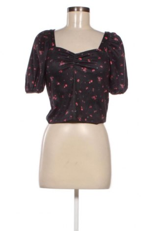 Γυναικεία μπλούζα ONLY, Μέγεθος L, Χρώμα Μαύρο, Τιμή 3,51 €