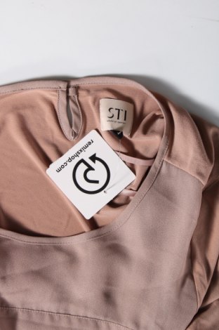 Damen Shirt STI, Größe S, Farbe Beige, Preis 5,57 €