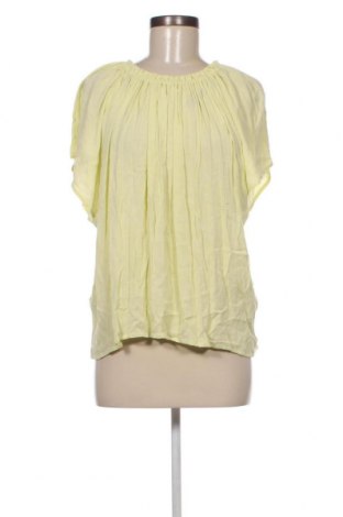 Дамска блуза Selected Femme, Размер M, Цвят Жълт, Цена 47,56 лв.