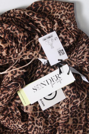 Γυναικεία μπλούζα Sonder Studio, Μέγεθος M, Χρώμα Πολύχρωμο, Τιμή 52,58 €