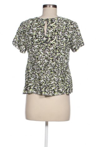 Дамска блуза Vero Moda, Размер M, Цвят Многоцветен, Цена 9,60 лв.