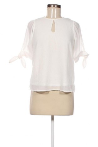 Дамска блуза Vero Moda, Размер XS, Цвят Бял, Цена 10,00 лв.