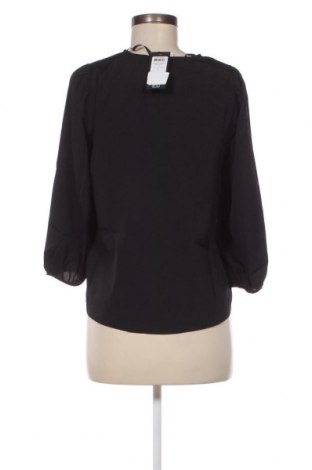 Дамска блуза Vero Moda, Размер S, Цвят Черен, Цена 7,20 лв.