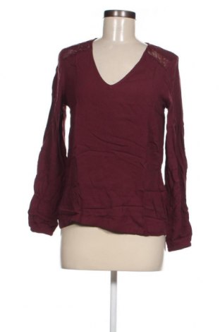 Дамска блуза Vero Moda, Размер XS, Цвят Червен, Цена 4,80 лв.