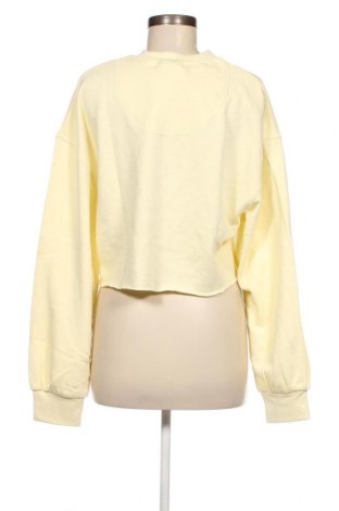 Дамска блуза Weekday, Размер M, Цвят Жълт, Цена 8,00 лв.