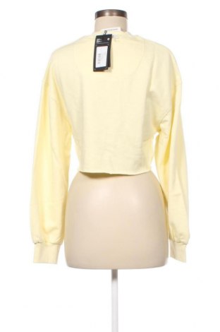 Γυναικεία μπλούζα Weekday, Μέγεθος XS, Χρώμα Κίτρινο, Τιμή 2,89 €