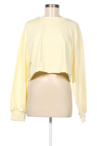 Дамска блуза Weekday, Размер M, Цвят Жълт, Цена 7,60 лв.