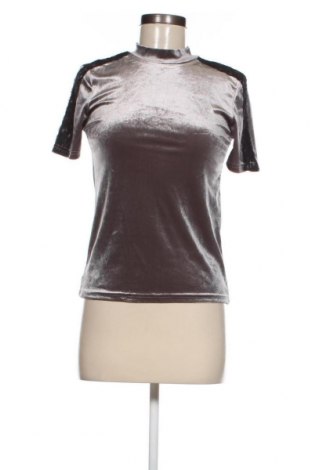 Дамска блуза Zara, Размер S, Цвят Сив, Цена 15,00 лв.