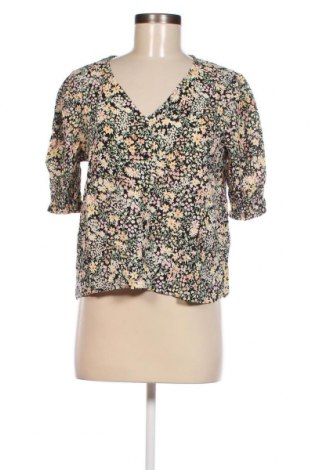 Γυναικείο πουκάμισο ONLY, Μέγεθος XS, Χρώμα Πολύχρωμο, Τιμή 5,57 €