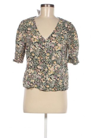 Γυναικείο πουκάμισο ONLY, Μέγεθος XS, Χρώμα Πολύχρωμο, Τιμή 4,74 €
