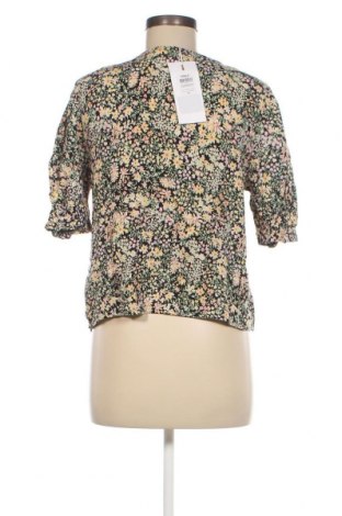 Γυναικείο πουκάμισο ONLY, Μέγεθος XS, Χρώμα Πολύχρωμο, Τιμή 4,74 €