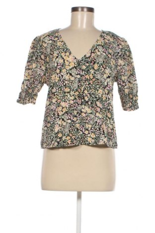 Γυναικείο πουκάμισο ONLY, Μέγεθος XS, Χρώμα Πολύχρωμο, Τιμή 3,92 €