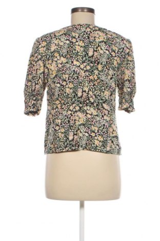 Γυναικείο πουκάμισο ONLY, Μέγεθος XS, Χρώμα Πολύχρωμο, Τιμή 6,60 €