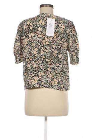 Γυναικείο πουκάμισο ONLY, Μέγεθος XS, Χρώμα Πολύχρωμο, Τιμή 5,16 €
