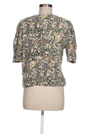 Dámska košeľa  ONLY, Veľkosť S, Farba Viacfarebná, Cena  4,95 €