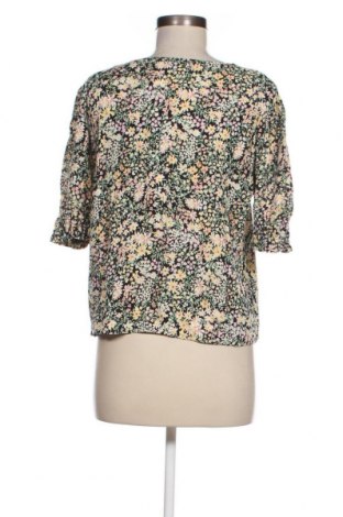 Γυναικείο πουκάμισο ONLY, Μέγεθος S, Χρώμα Πολύχρωμο, Τιμή 8,66 €