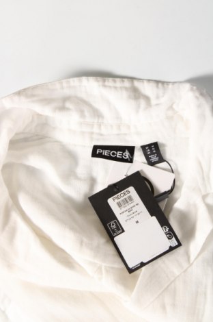 Γυναικείο πουκάμισο Pieces, Μέγεθος M, Χρώμα Λευκό, Τιμή 10,31 €